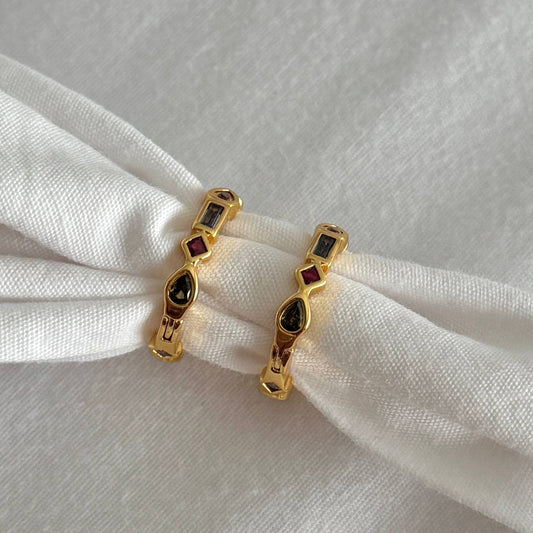Namaste Jewelry - Raha Hoops