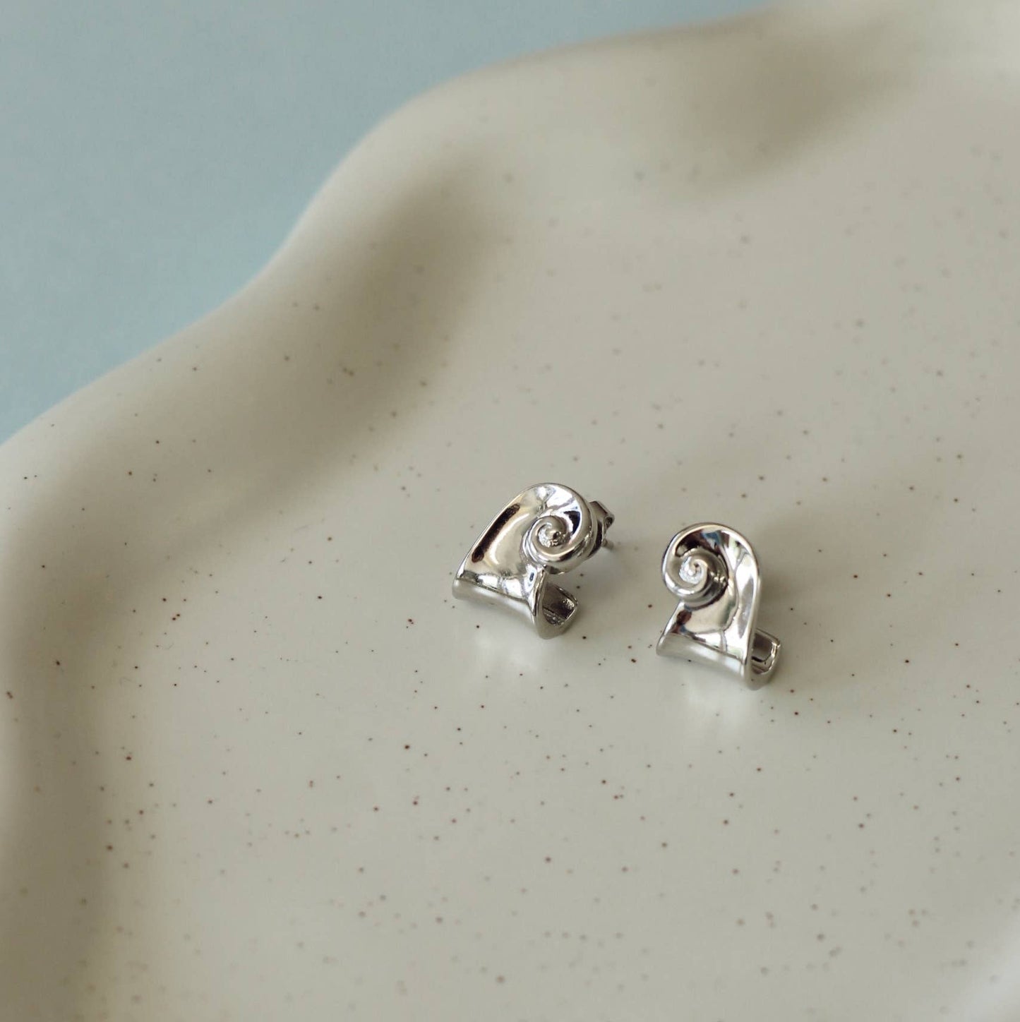 Horace Jewelry - Jalia swirl earrings