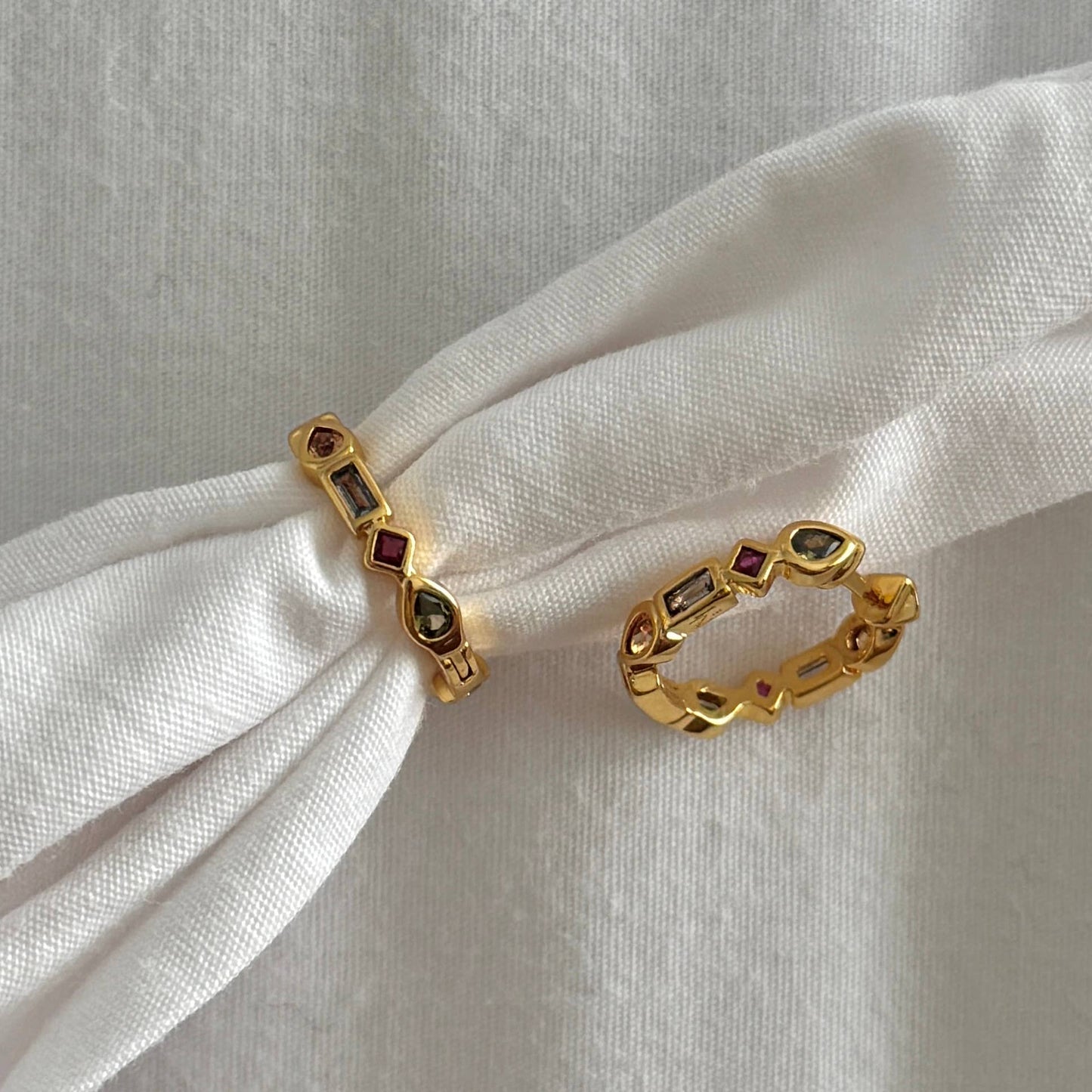 Namaste Jewelry - Raha Hoops