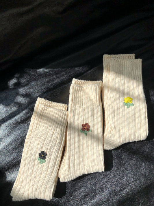 Billy Bamboo - CROCHET FIELD ROSE SOCKS