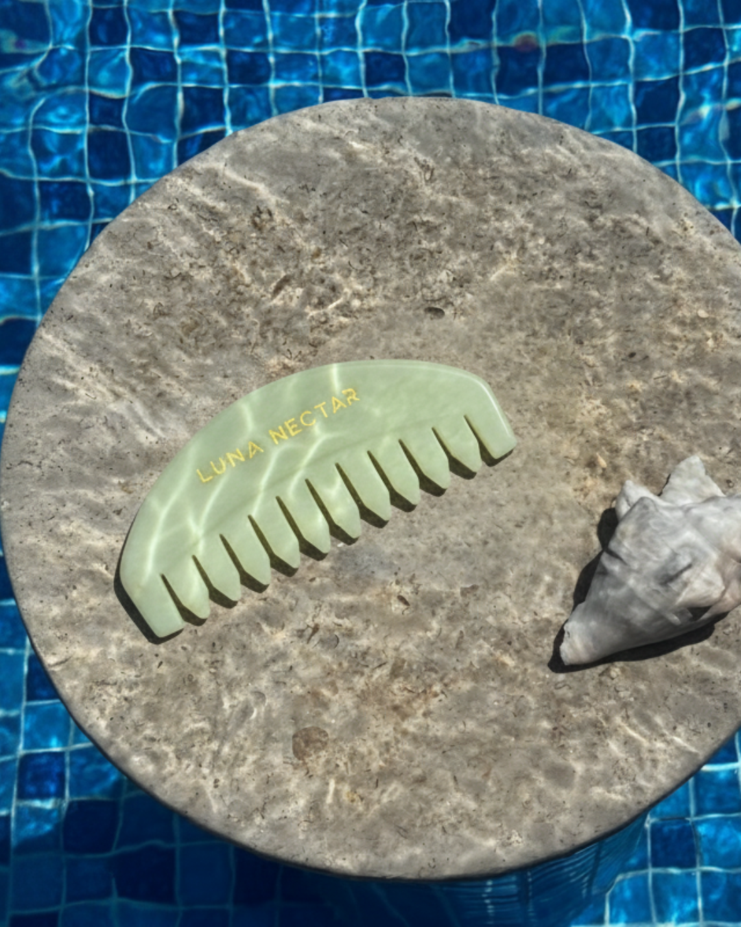 Luna Nectar - Metamorphic Scalp Gua Sha Tool