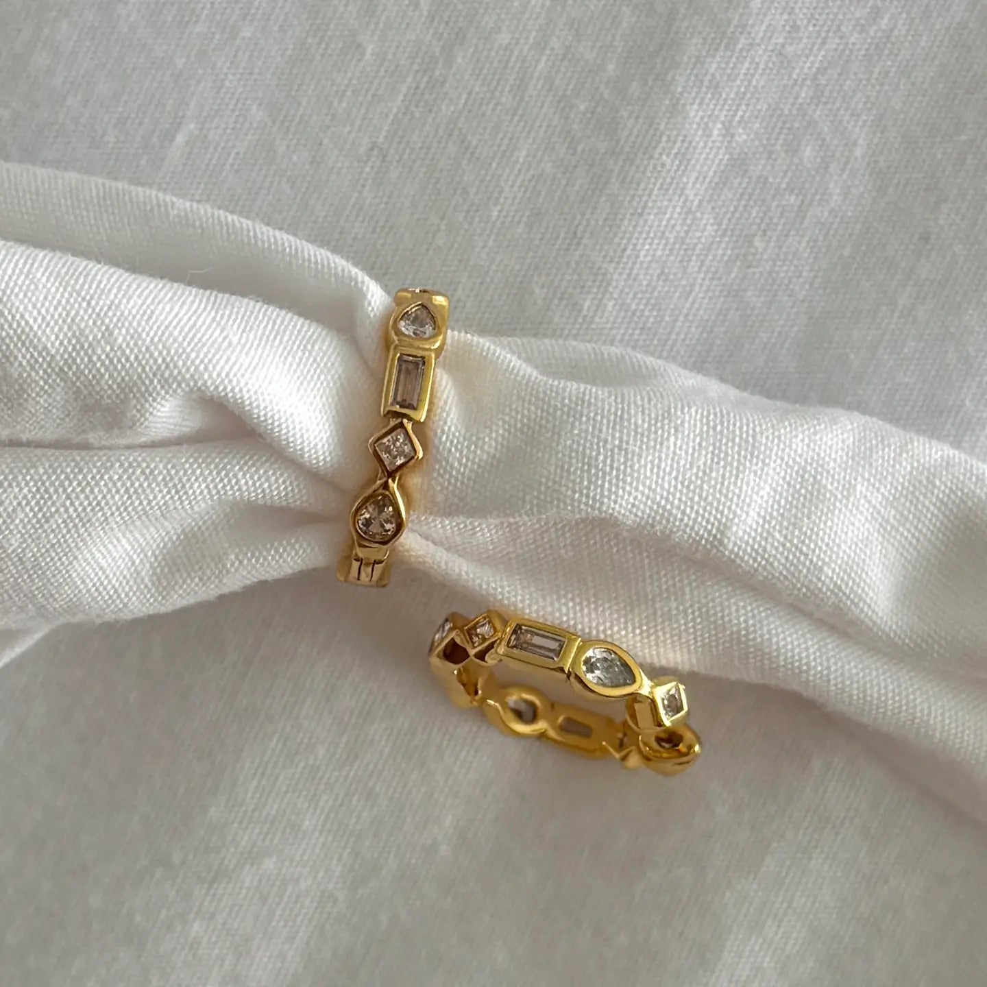 Namaste Jewelry - Raha Hoops